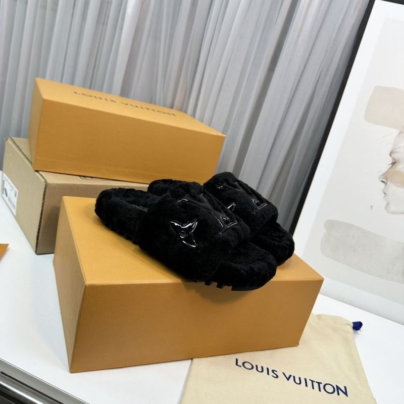 Louis Vuitton Slippers